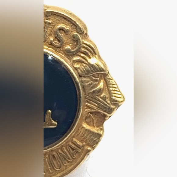 Vintage Gold plated Lions International Service Club Pin Tie Tack RegU.S PatOff. - Picture 4 of 6